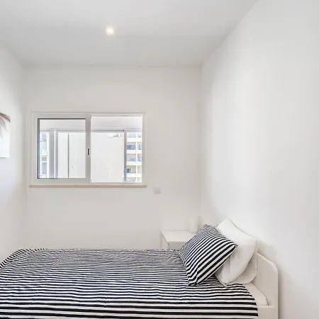 Avo Lucy By Interhome Apartment