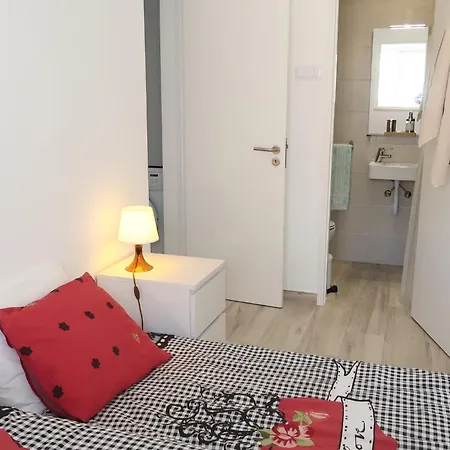 Appartement Avo Lucy By Interhome *